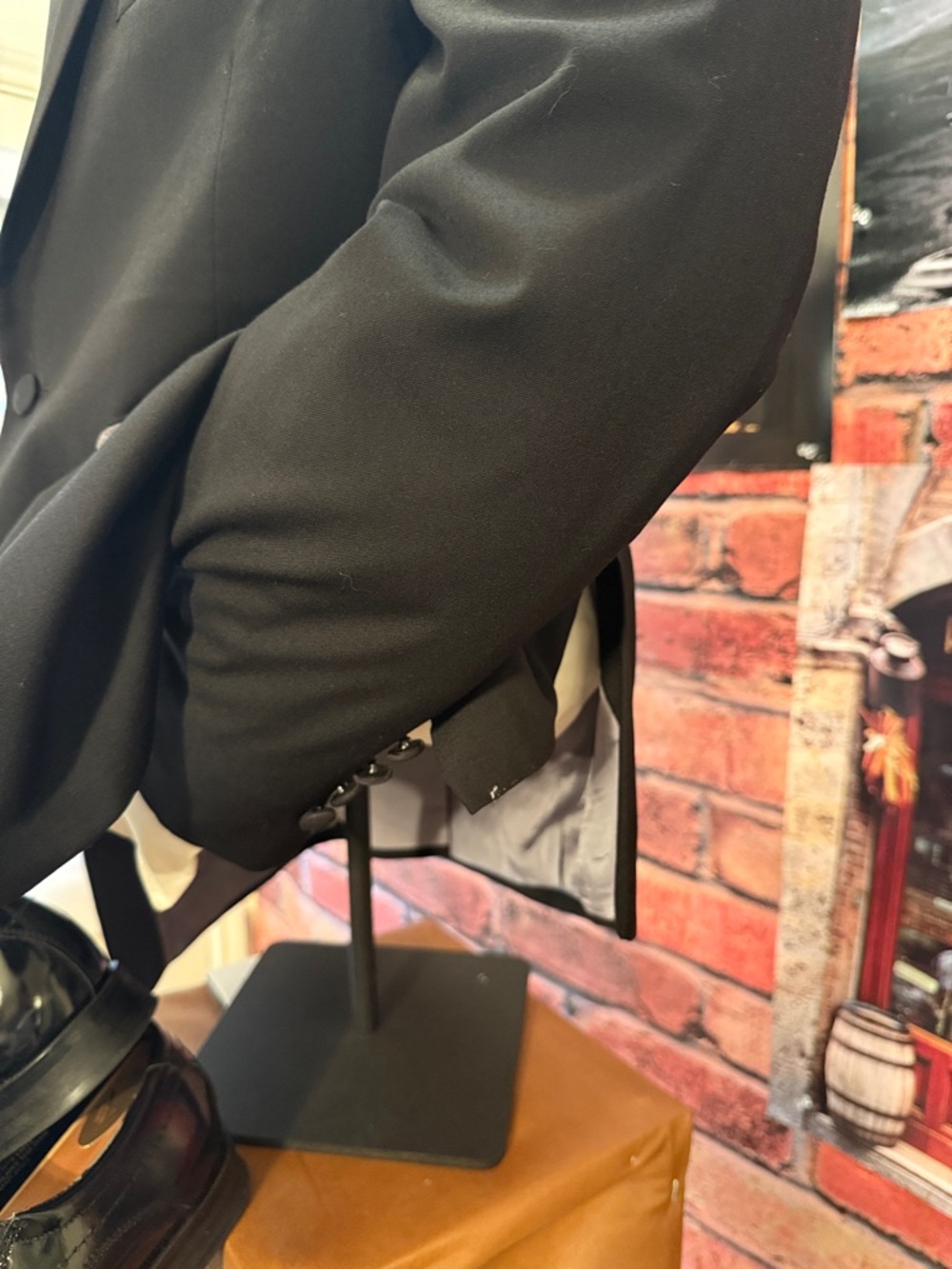 Vera Wang Black Label Tuxedo Coat - Picture 9 of 17